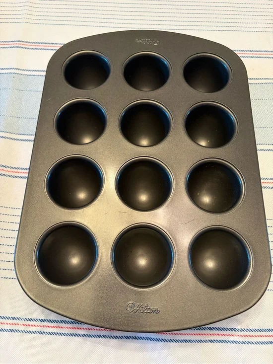 Wilton Black 12-Cavity Mini Cake Pop or Muffin Pan