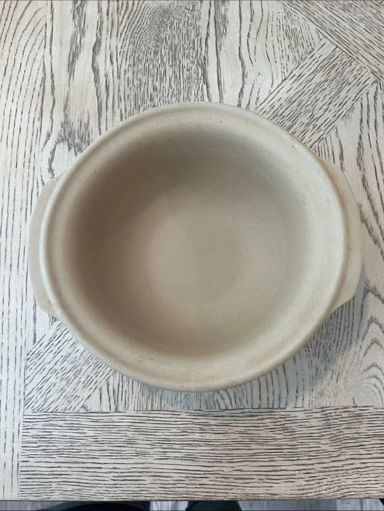 The Pampered Chef Beige Stoneware Baking Dish
