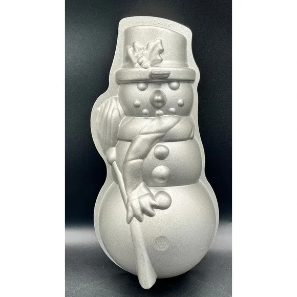 Nordic Ware Snowman Cake‎ Pan Cast Aluminum 5 Cup Holiday Winter Silver USA 12