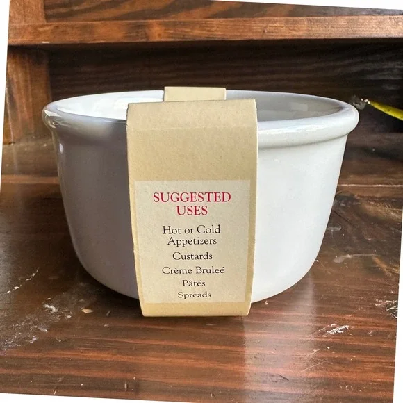 NWT Chantal 1998 White Ceramic Ramekin Souffle Baking Dish 4.5 Inch 1.5 Cup
