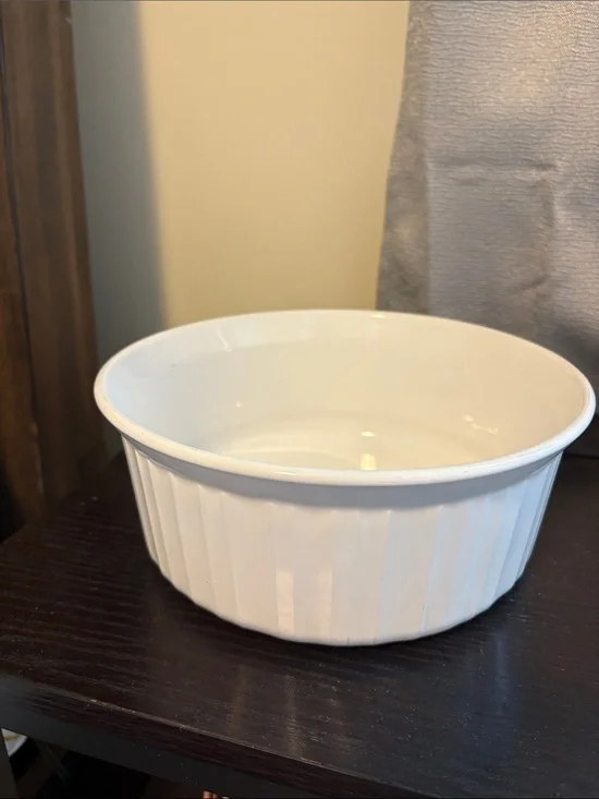White Corningware Ceramic Baking Dish - Classic Round Baker