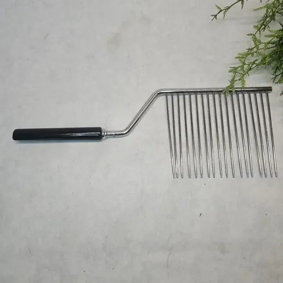 Vintage Black Bakelite Handle Angel Food Sponge Cake Cutter Slicer Breaker Comb