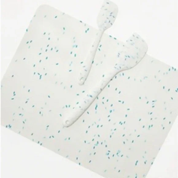 Chic‎ & Tonic 3 Piece Silicone Baking Set White Blue Mat Spatulas CHI-HO-006 NIB