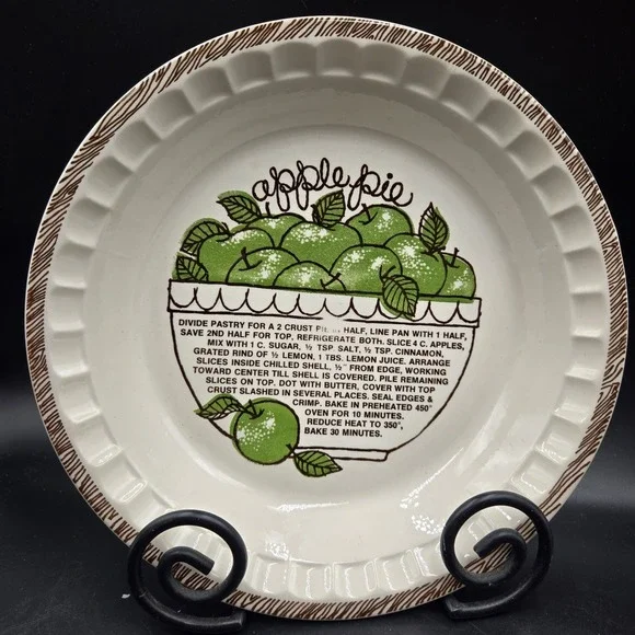 CottageCore Apple Pie Recipe Dish 11