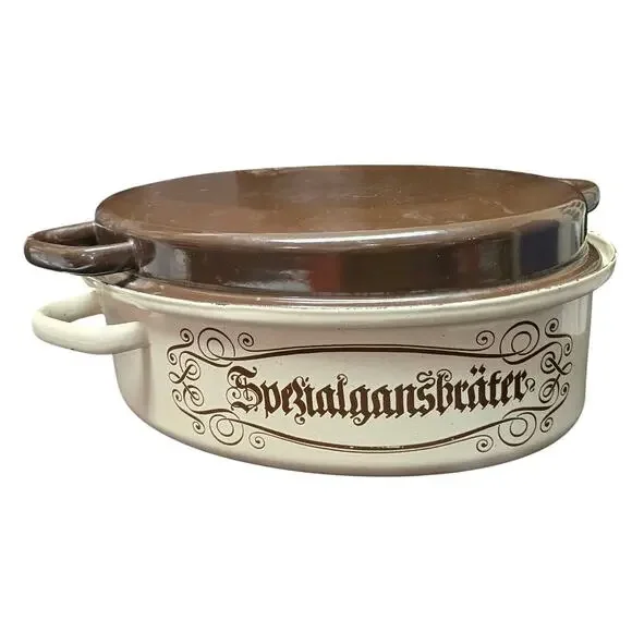 Vintage Large Tan & Brown Iron Roaster Frying Pan Roasting Pot Casserole Dish