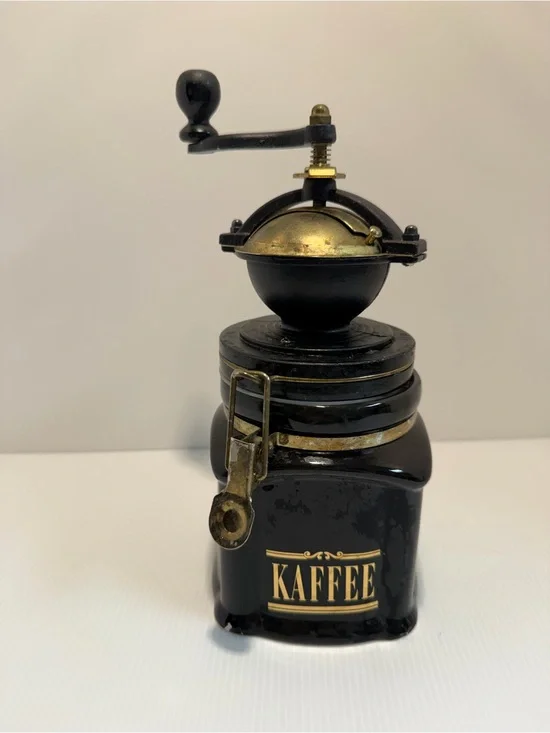 David Birch London Pottery Green Canister Coffee Grinder 9.5 in. 1980