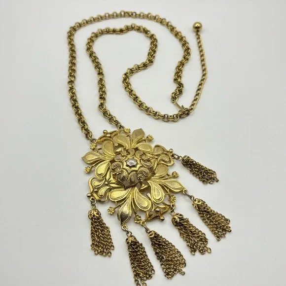 Vintage Gold Tone Chain Fringe Tassel Statement Necklace 24