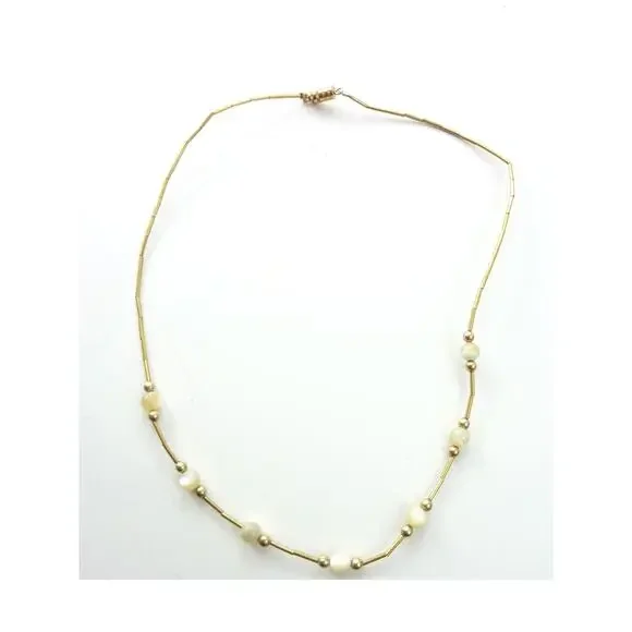 Vintage Agate Gold Tone Necklace 16