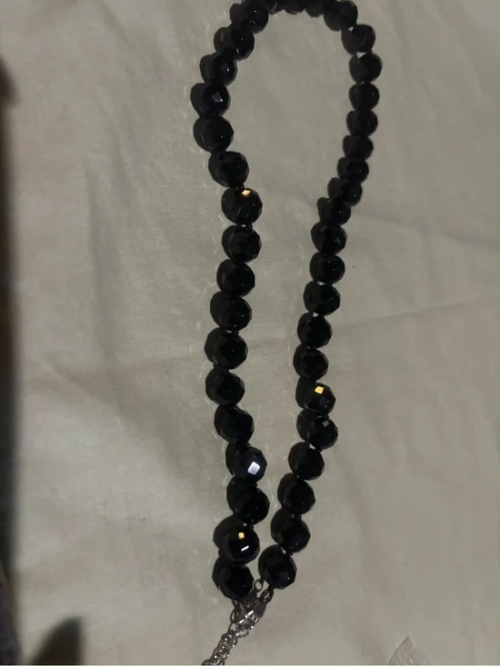 Faceted Black Bead Necklace for Women