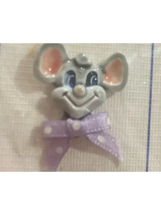 Vintage Mouse Pin small