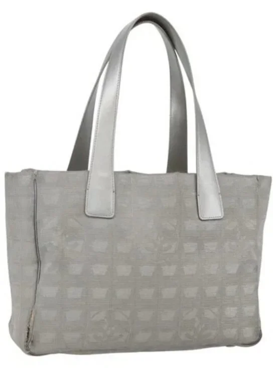 CHANEL New Travel line Tote Bag Silver CC Auth 164236
