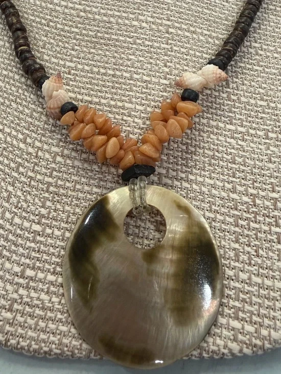 Shell Pendant Beaded Necklace in Tan and Brown