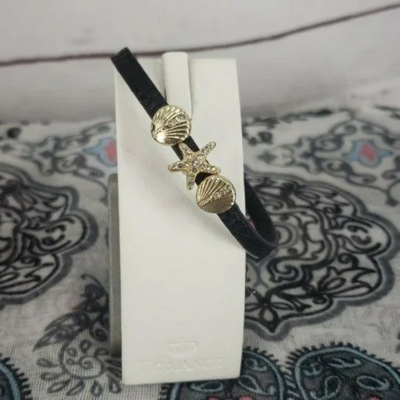 Black Leather Seashell Themed Girl’s Bracelet‎