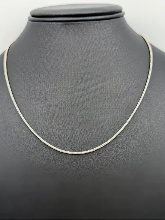 Vintage Italy 925 Sterling Silver Solid Snake Link Chain Necklace 18” 2mm