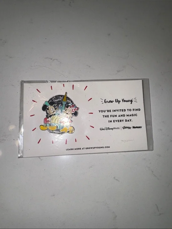 Disney Mickey & Minnie Enamel Pin - Black, Red, Yellow, Blue