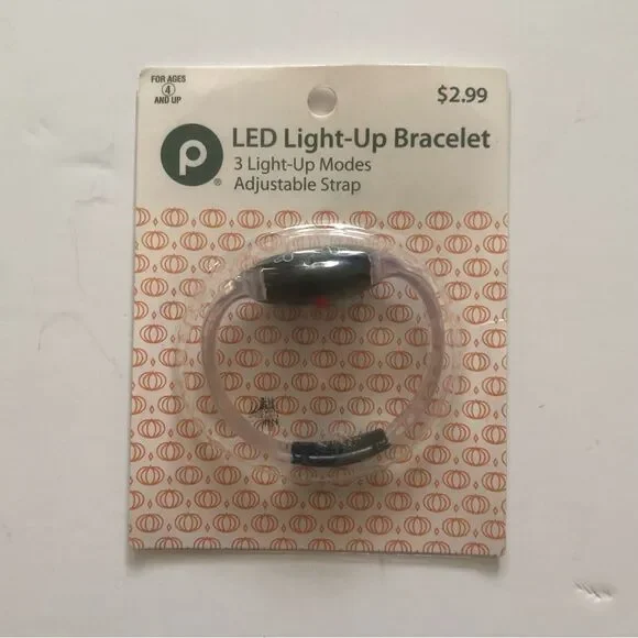 LED Light Up Bracelet Pirate Skull & Crossbones NWT Halloween