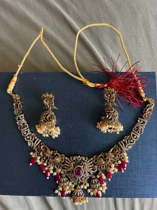 Traditional Gold-Tone Red and Pearl Necklace Set