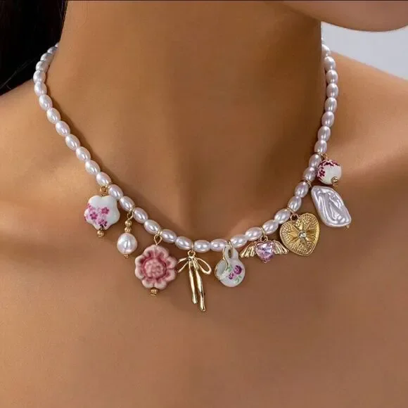 Elegant Pearl Charm Necklace A1222