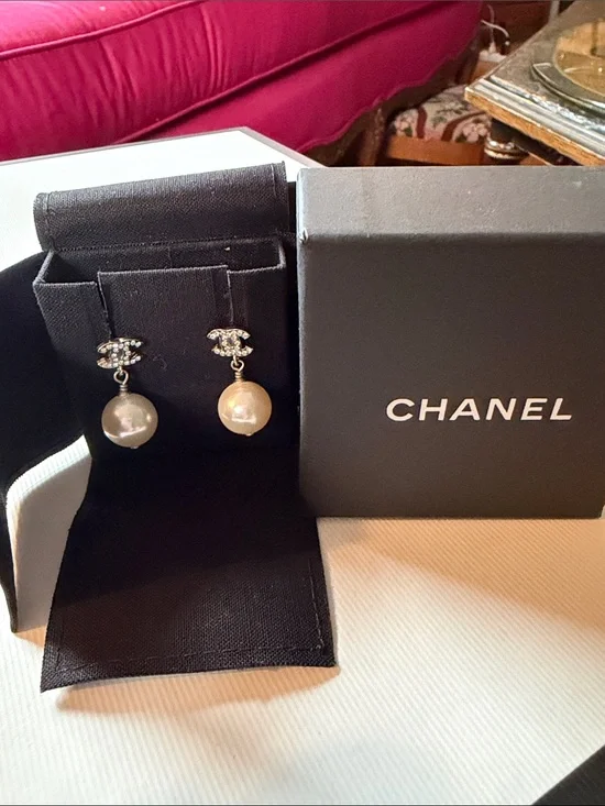 CHANEL Authentic CHANEL Crystal CC Pearl Dangle Drop Earrings Silver with Box