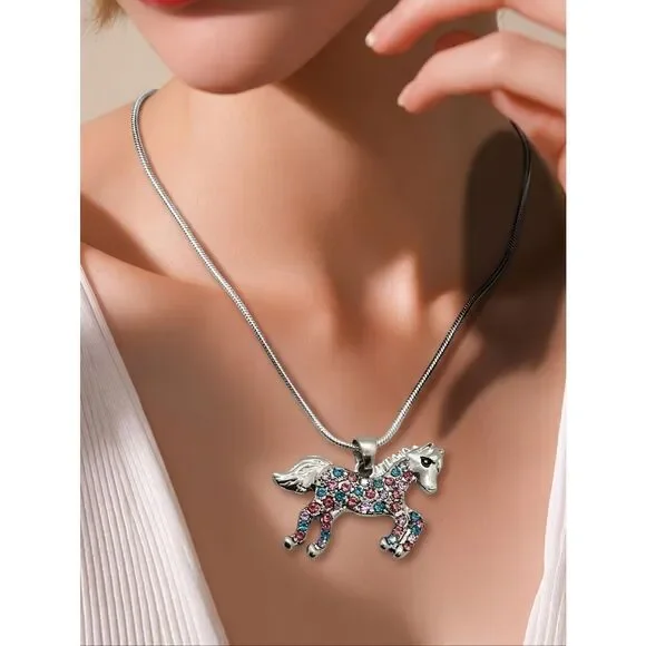 Rhinestone Horse Pendant Silver Necklace Sparkly Fashion Jewelry New Gift