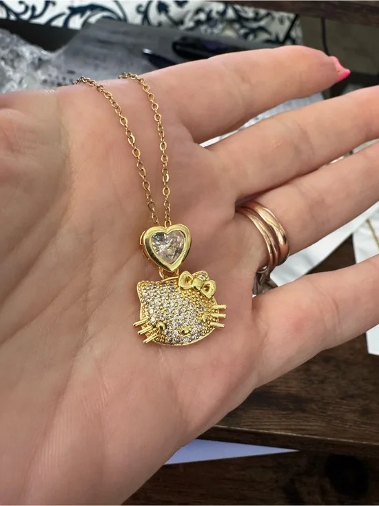 Gold Hello Kitty Style Heart Pendant Necklace - Gold Tone
