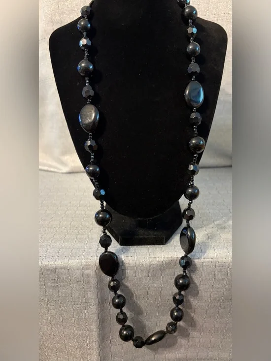 Elegant Black Beaded Long Necklace - Women Jewelry