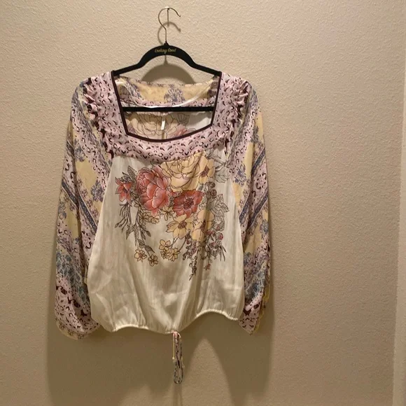 Free People Lg Blouse