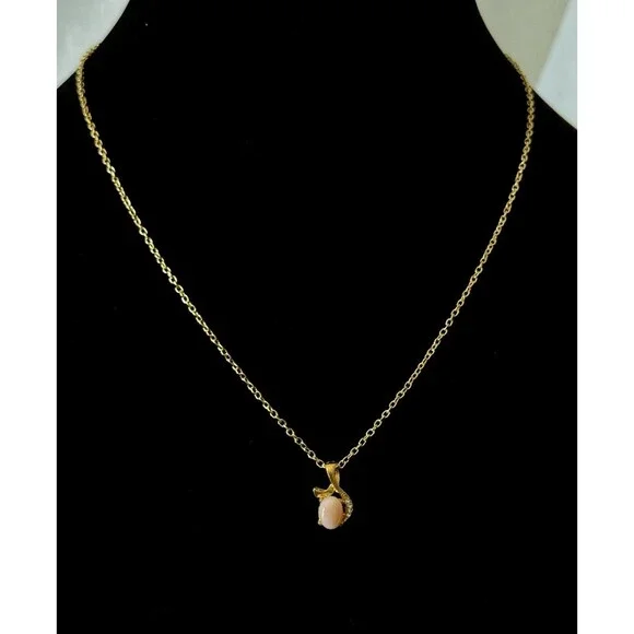 1970s Necklace Gold-Tone Metal Pink Coral Bead Clear Crystals 16