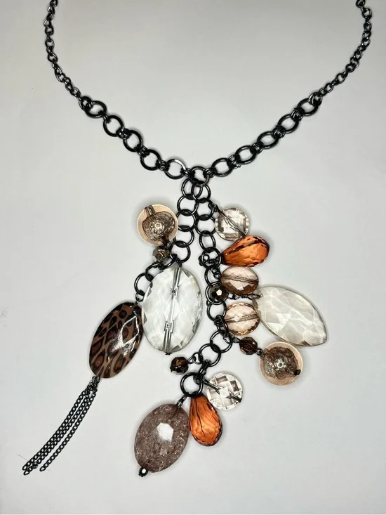 NY Womens Charm Pendant Necklace 38” Gunmetal Chain Costume Jewelry