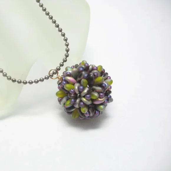 Handwoven Beaded bead necklace