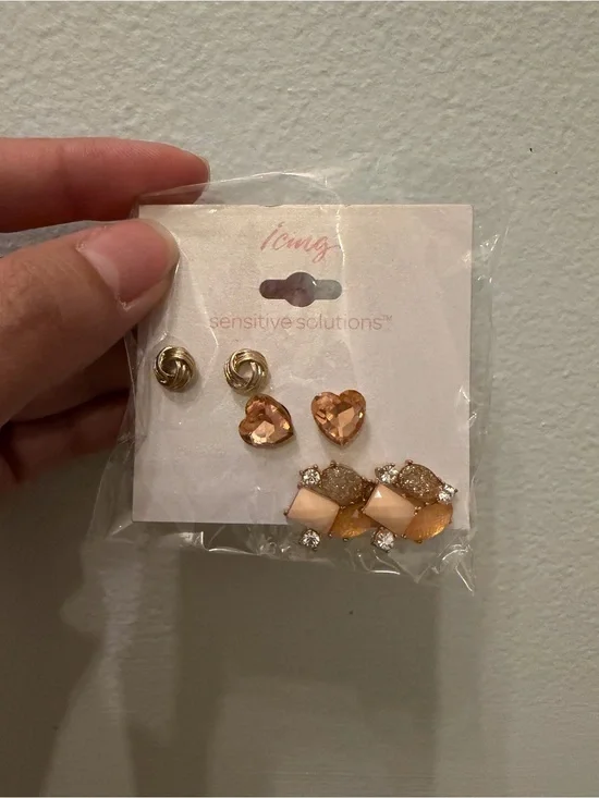 3-Pair Peach & Gold Earring Set