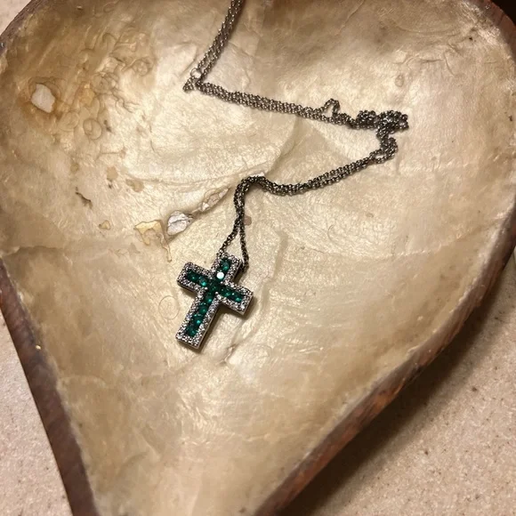 Emerald Green CZ‎ Cross Pendant Necklace Sterling Silver