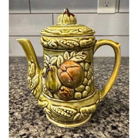 Vtg MCM Tilso Avocado Green Glazed Fruit Motiff Ceramic Tea Pot w Lid Japan