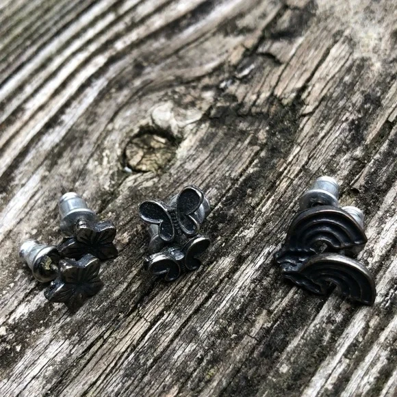 3 Pairs of Small Children’s Earrings