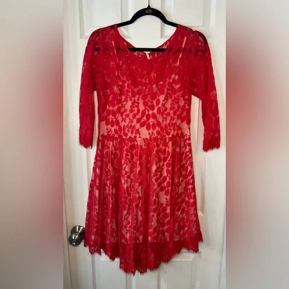 Free People Red Lace Dress With White Slip‎ Size 8