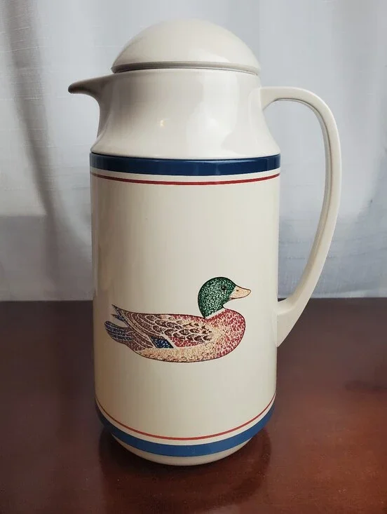 Corning Thermal Coffee Carafe White Blue Trim Duck Mallard Design Vintage 1 QT