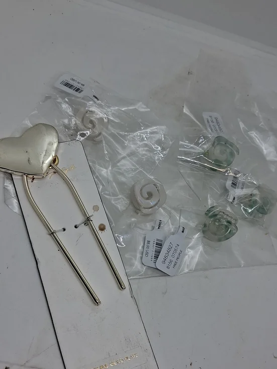NWT Free People Gold Heart Hair Fork with 5 Cream & Green Spiral Hair Clips