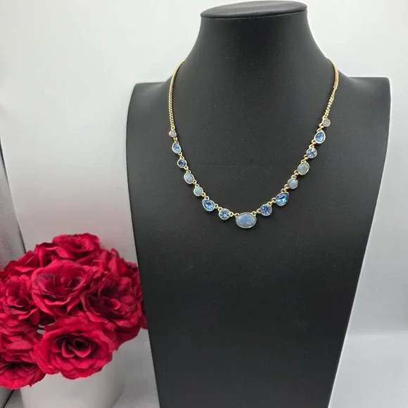 DKNY Gold Tone Blue Crystal Graduated Station‎ Necklace Choker Jewelry Used