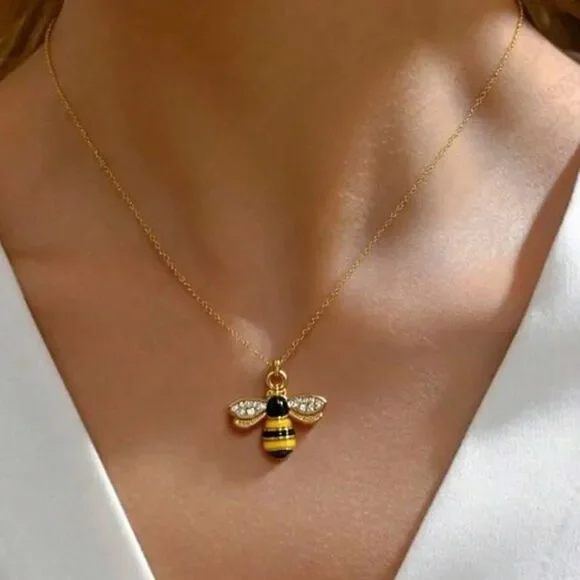 Bee Pendant Necklace #1689
