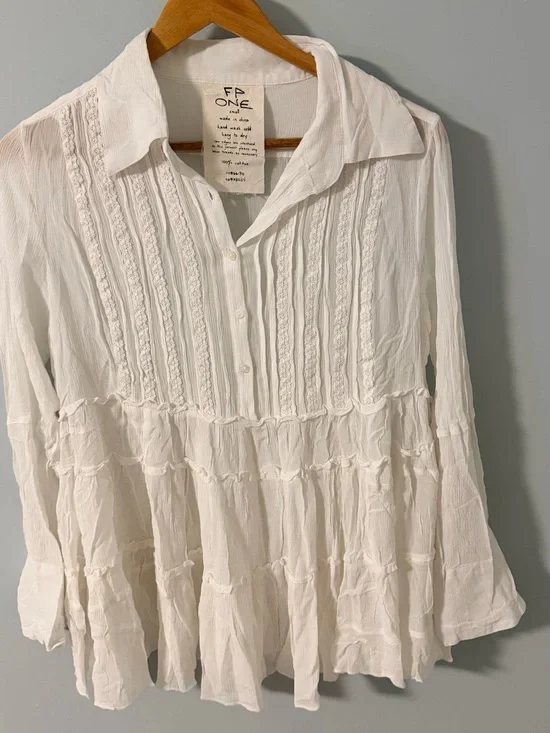 Beautiful Free People One ruffle top NWOT