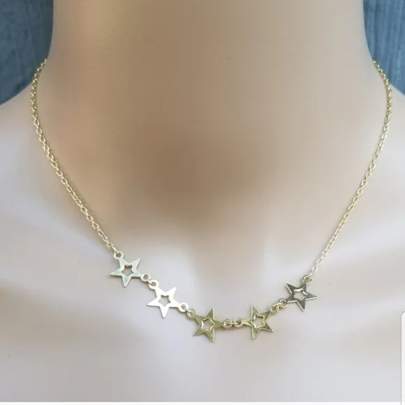 GOLDTONED FIVE STAR DAINTY NECKLACE