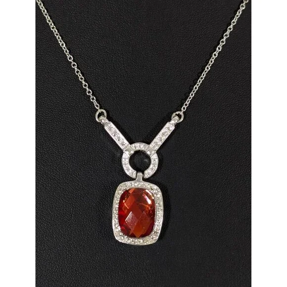 Avon Red Faceted Rectangle Cabochon Halo‎ Silver Tone Glam Necklace Evening 16