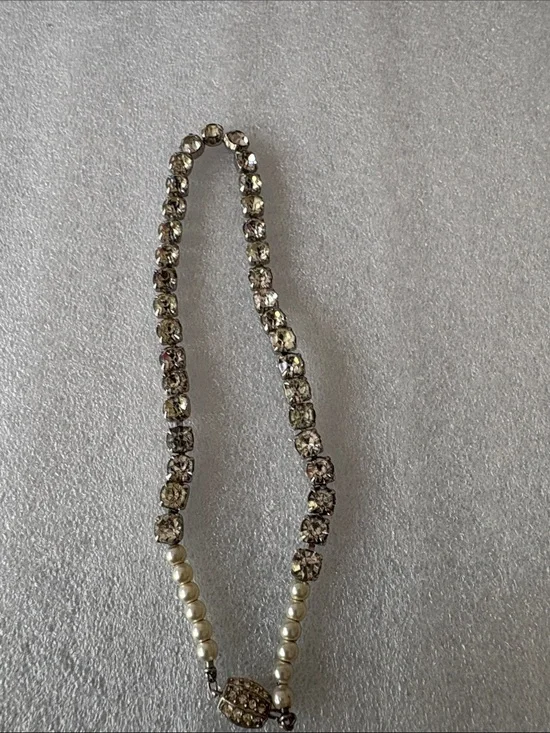 Crystal and Pearl Strand Necklace - Clear Crystal & Pearlescent White