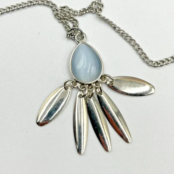 Vintage Boho Silver Tone‎ Blue Moonstone Teardrop Tassel Pendant Necklace Y2K