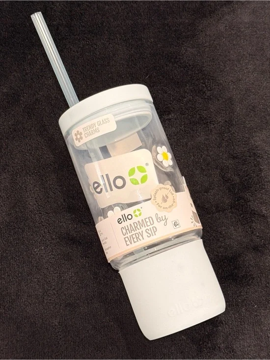 Ello Charmed 18oz Glass Daisy Design Tumbler