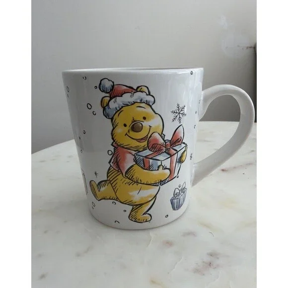 Disney‎ Winnie the Pooh Christmas Mug Piglet Tigger Eeyore Holiday Cup
