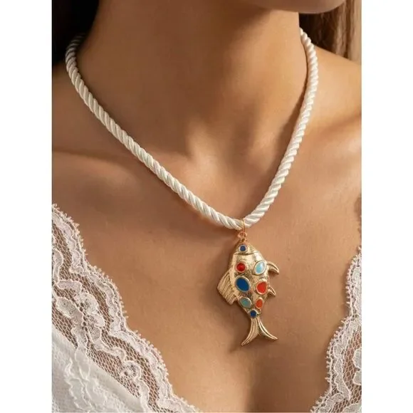 Gold Fish Pendant Necklace A1664
