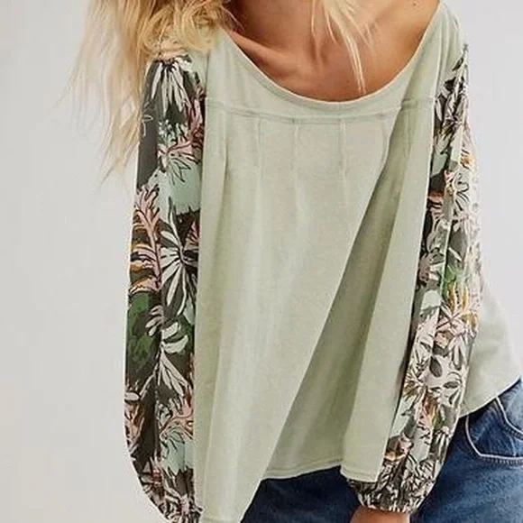 Free People Top‎