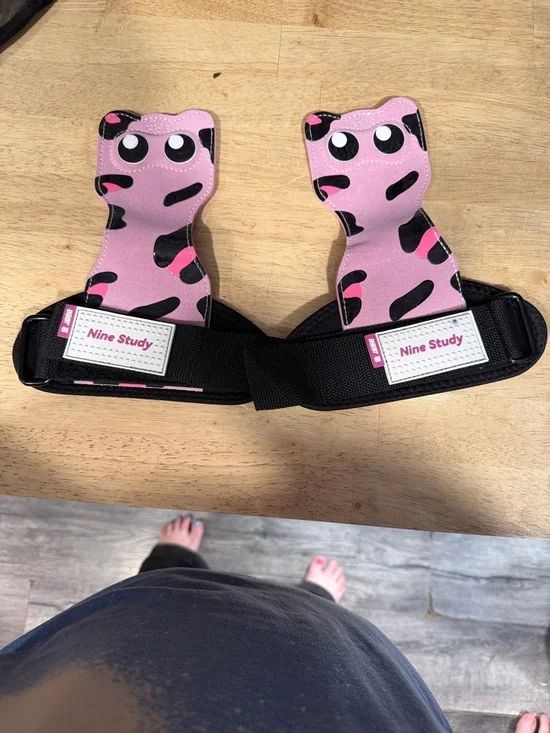 Pink Animal-Print  fitness straps (1)