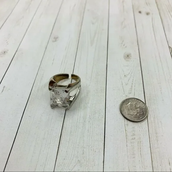 Clear Crystal Adjustable Ring‎
